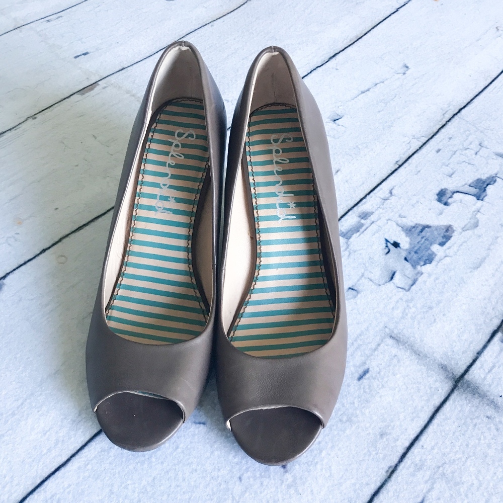 Splendid Brown/teal peep toe wedge - Picture 2 of 8